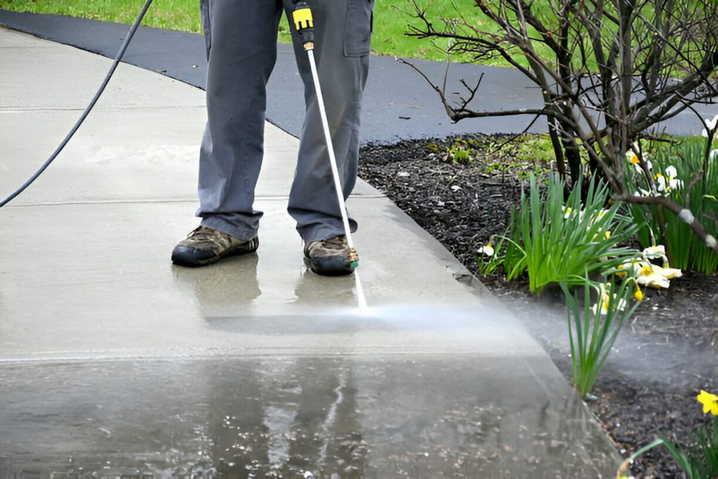Sidewalk and Entryway Cleaning